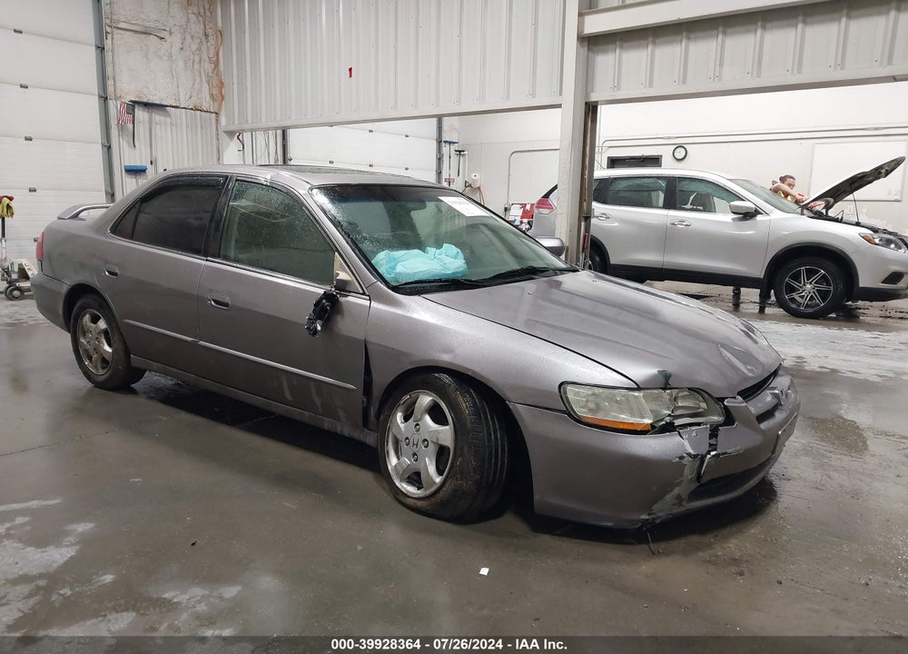 2000 HONDA ACCORD 2.3 EX VIN: JHMCG6675YC004795