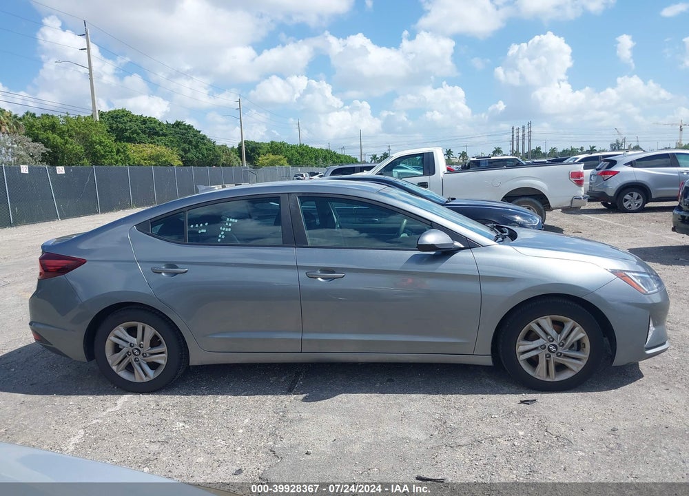 2019 HYUNDAI ELANTRA SEL VIN: KMHD84LF1KU811346