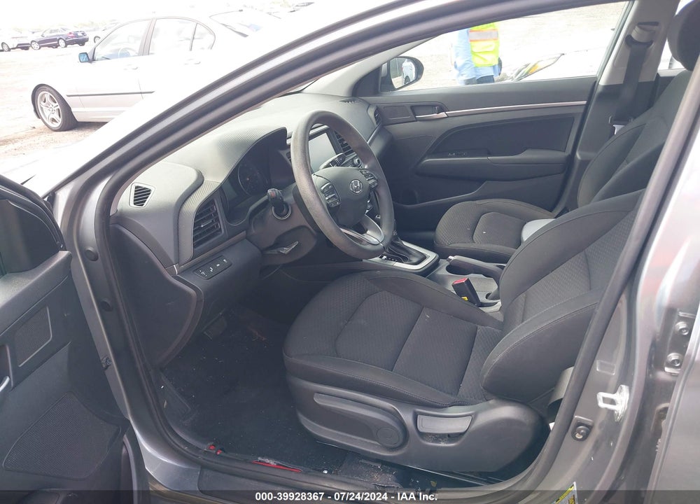 2019 HYUNDAI ELANTRA SEL VIN: KMHD84LF1KU811346