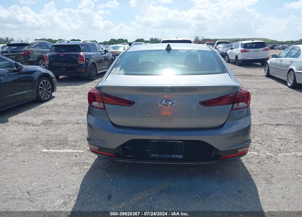 2019 HYUNDAI ELANTRA SEL VIN: KMHD84LF1KU811346