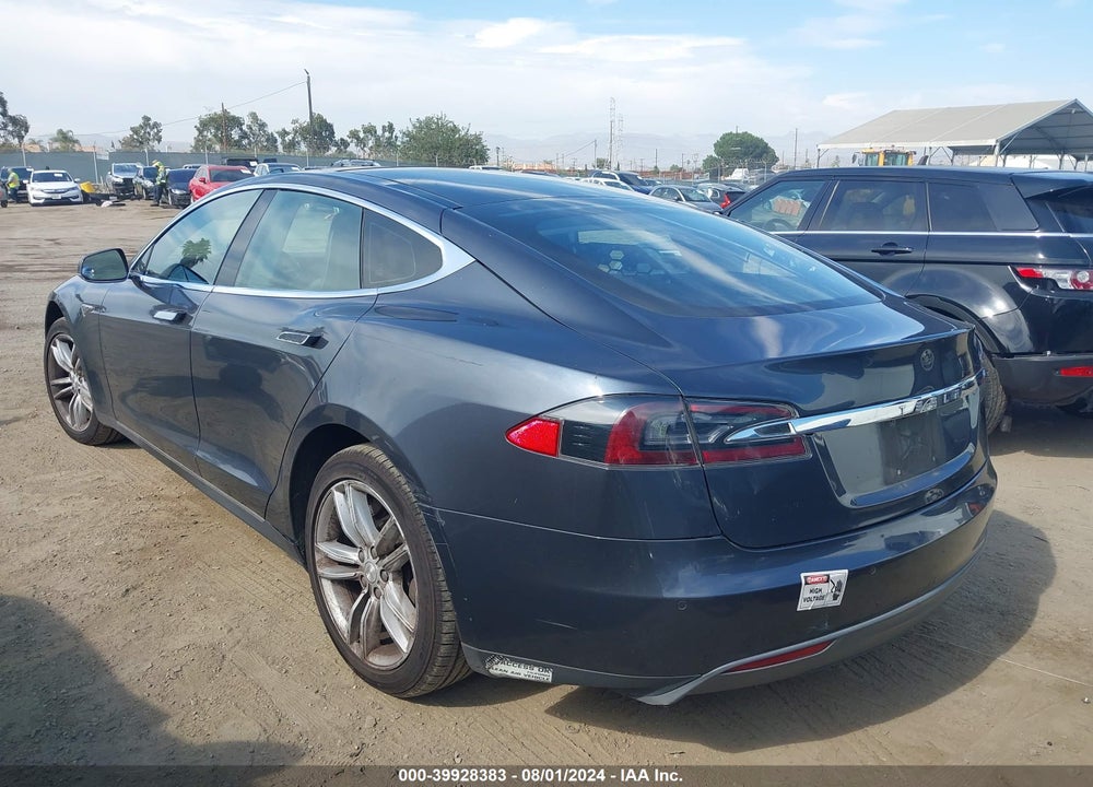 2014 TESLA MODEL S P85 VIN: 5YJSA1H14EFP50311