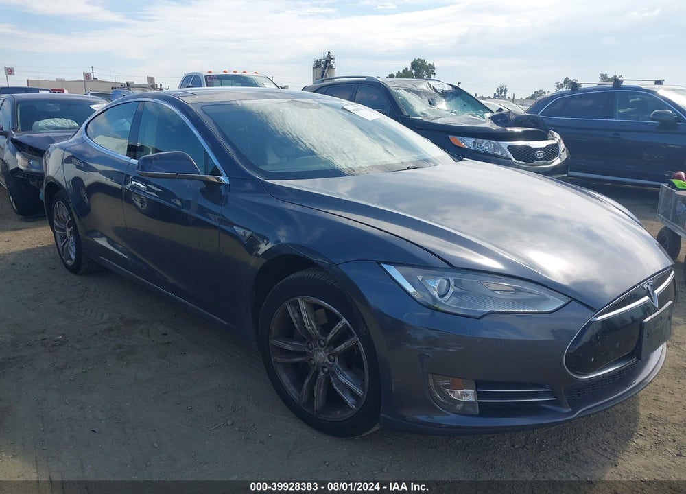 2014 TESLA MODEL S P85 VIN: 5YJSA1H14EFP50311