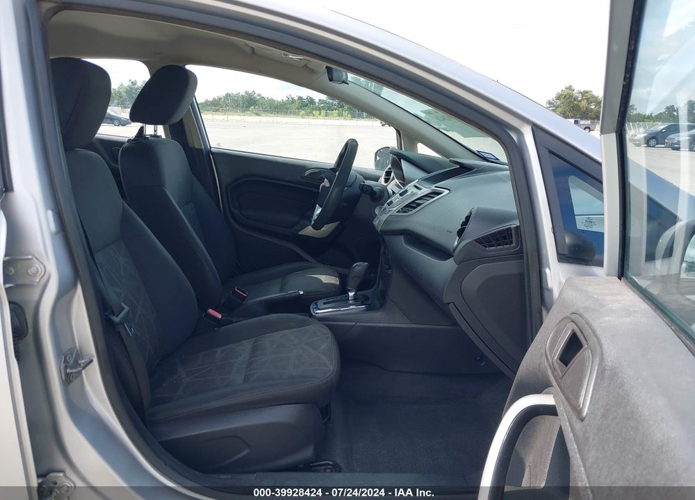 2011 FORD FIESTA VIN: 3FADP4EJ3BM119088