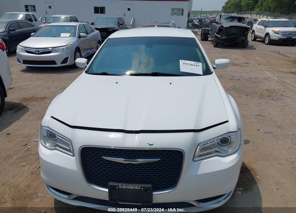 2017 CHRYSLER 300 LIMITED AWD VIN: 2C3CCARG9HH512913