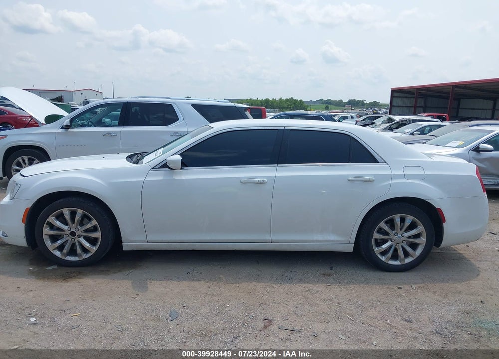 2017 CHRYSLER 300 LIMITED AWD VIN: 2C3CCARG9HH512913