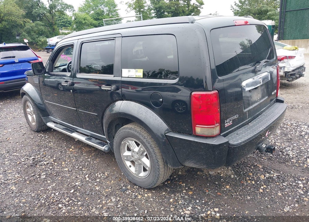 2007 DODGE NITRO SLT/RT VIN: 1D8GU58K07W636142