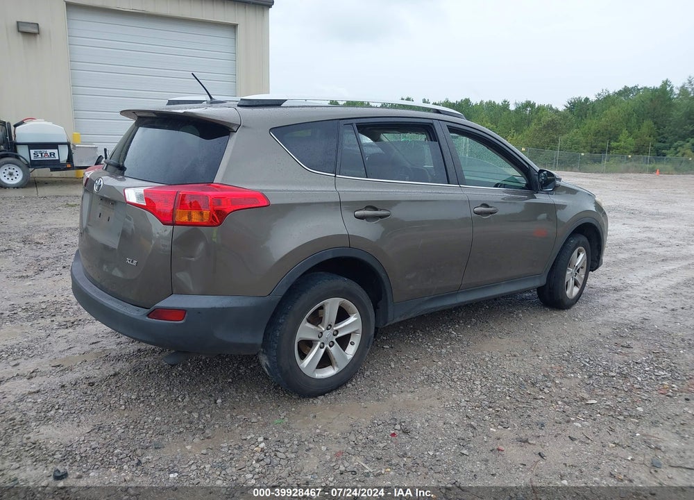 2013 TOYOTA RAV4 XLE VIN: 2T3WFREV9DW045845