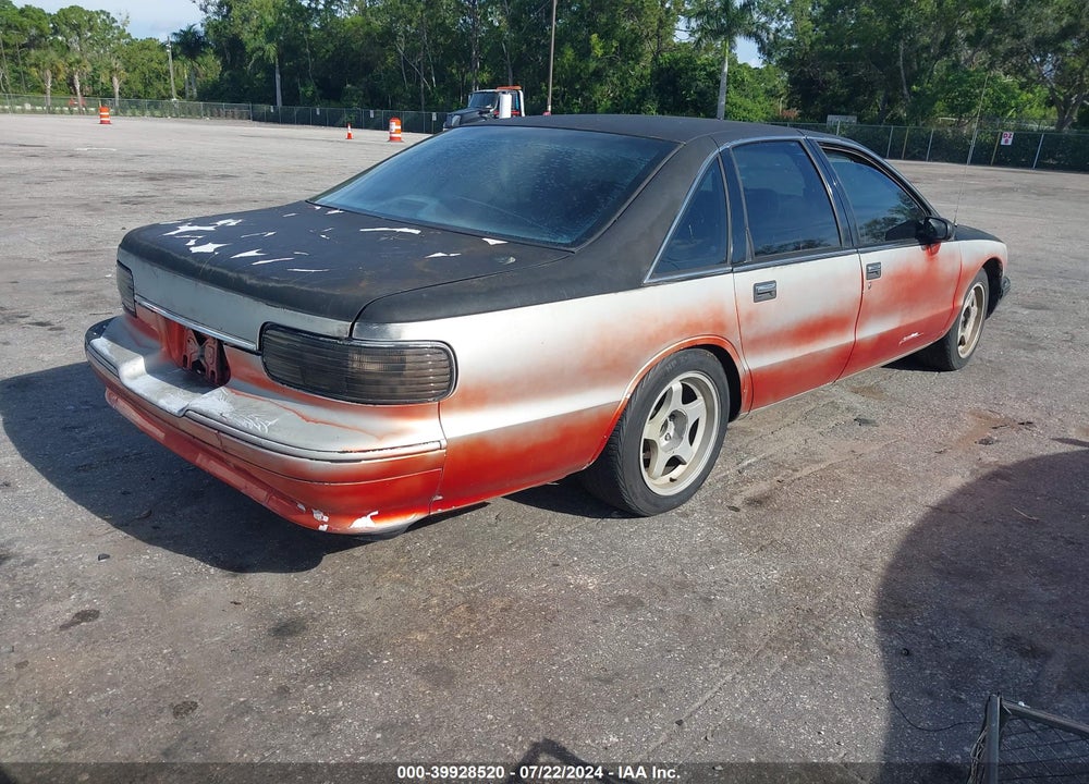 1994 CHEVROLET CAPRICE CLASSIC VIN: 1G1BL52P7RR187388