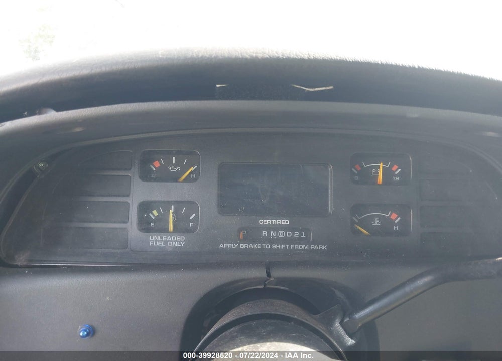 1994 CHEVROLET CAPRICE CLASSIC VIN: 1G1BL52P7RR187388