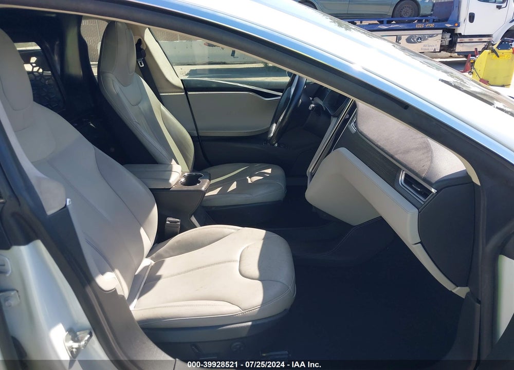 2015 TESLA MODEL S 70D/85D/P85D VIN: 5YJSA1H26FFP74040