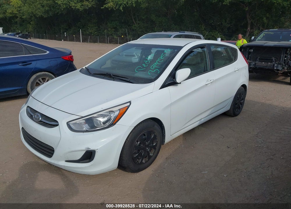 2015 HYUNDAI ACCENT GS VIN: KMHCT5AE2FU225495