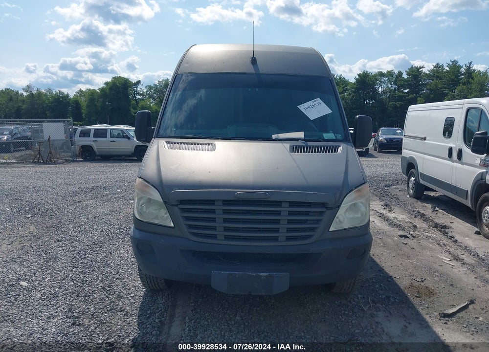 2007 FREIGHTLINER SPRINTER 2500 VIN: WDYPE745X75211593