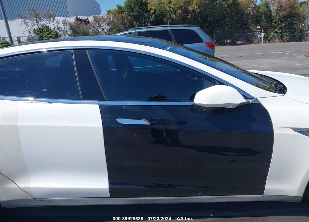2015 TESLA MODEL S 70D/85D/P85D VIN: 5YJSA1H29FFP74971