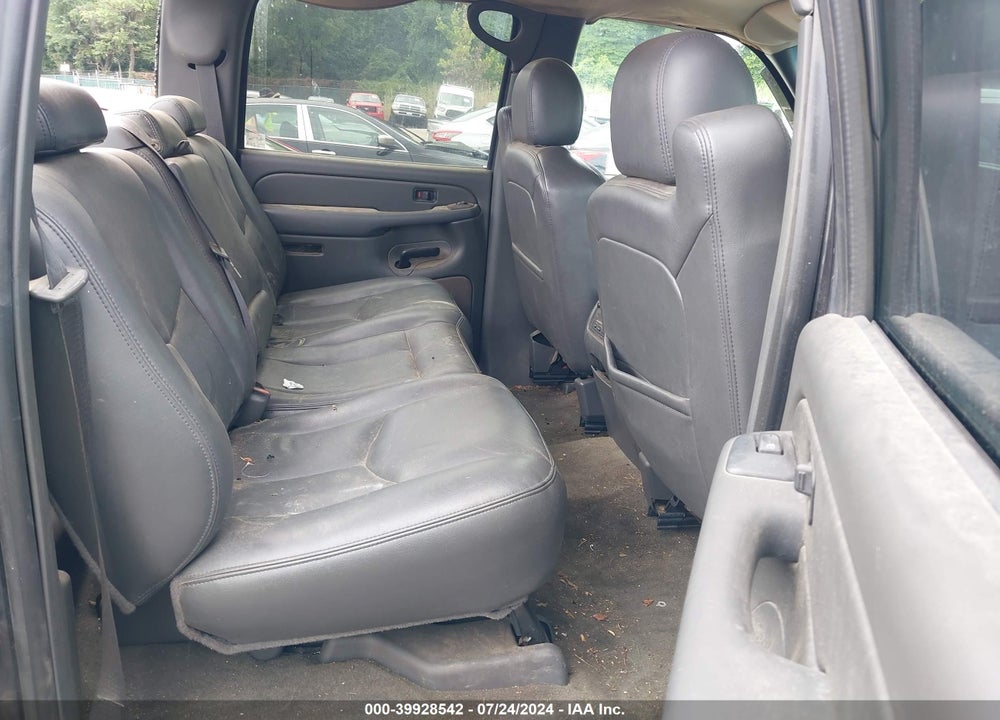 2005 GMC SIERRA 1500 SLT VIN: 2GTEC13T451240446