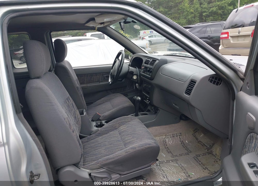 2000 NISSAN FRONTIER SE-V6/XE-V6 VIN: 1N6ED26Y8YC348445