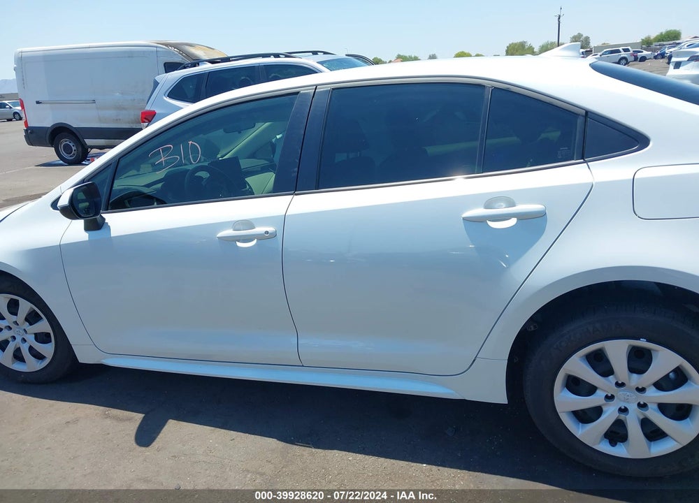 2024 TOYOTA COROLLA LE VIN: JTDB4MEE9R3016413