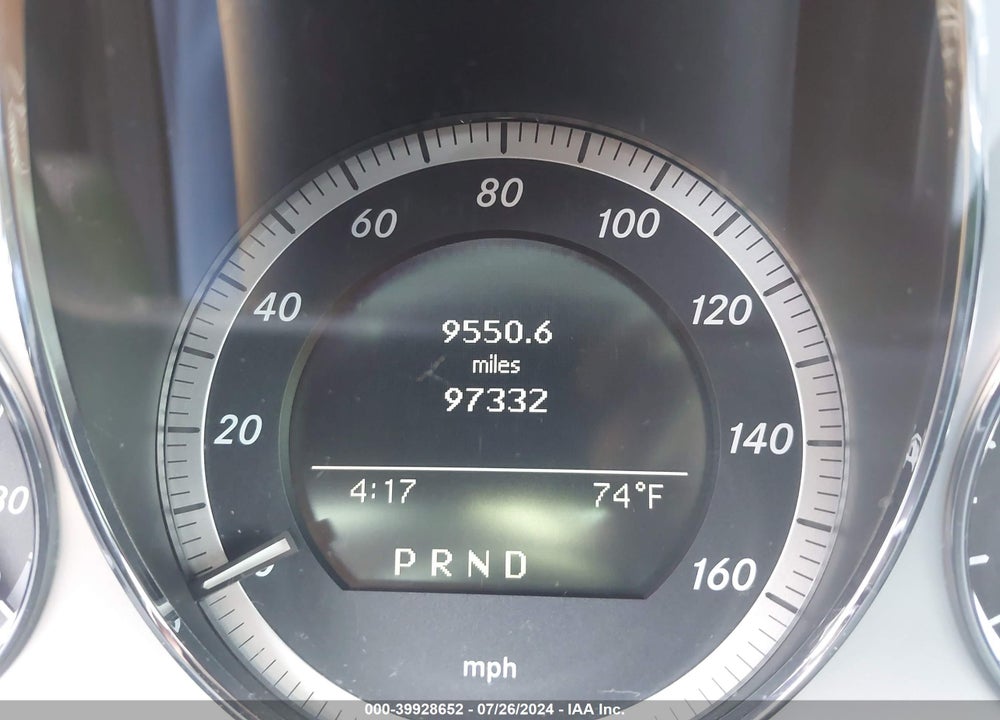 2010 MERCEDES-BENZ C 300 VIN: WDDGF8BB7AR088087