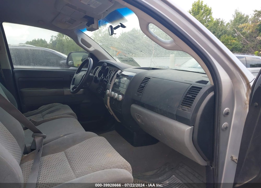 2008 TOYOTA TUNDRA BASE 4.7L V8 VIN: 5TFRT541X8X025828