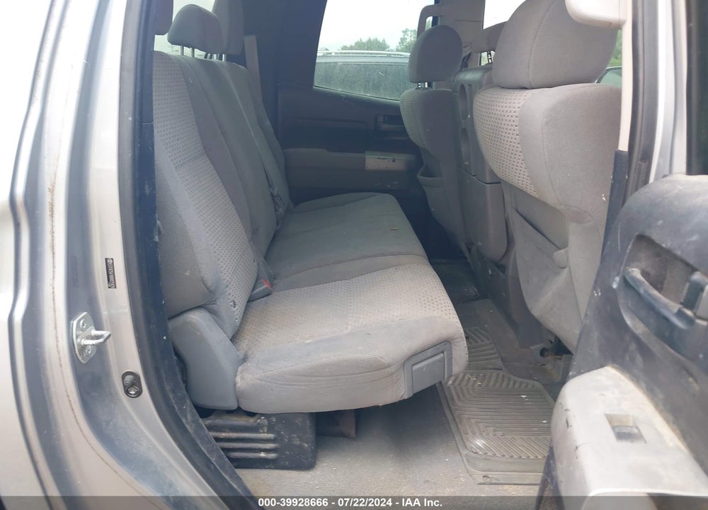 2008 TOYOTA TUNDRA BASE 4.7L V8 VIN: 5TFRT541X8X025828