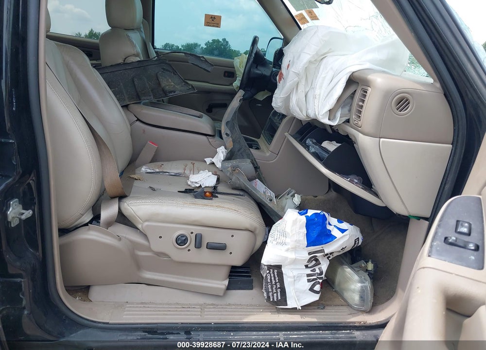 2004 CHEVROLET TAHOE Z71 VIN: 1GNEK13Z74R307836