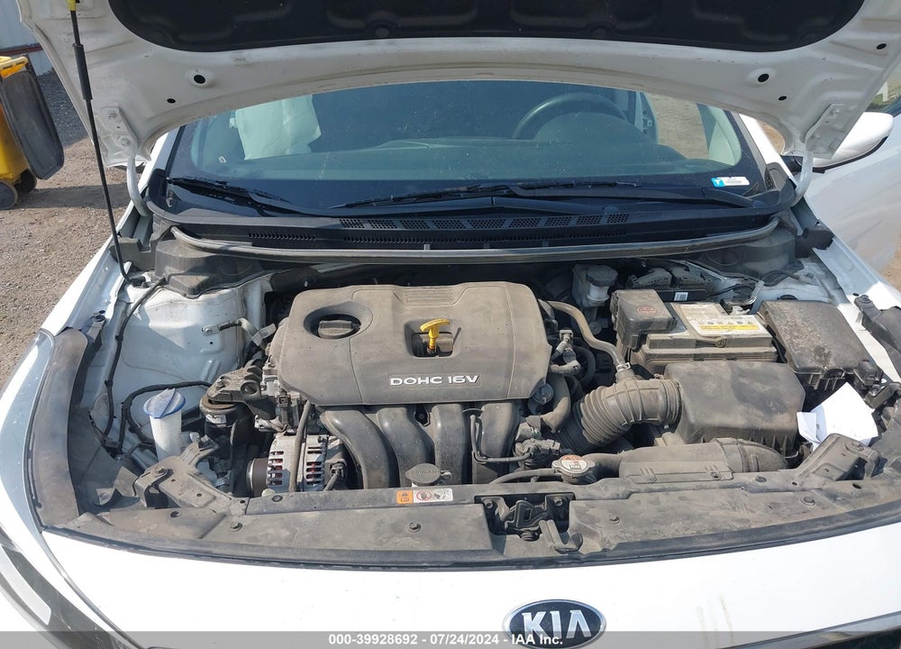 2018 KIA FORTE LX VIN: 3KPFL4A75JE257345