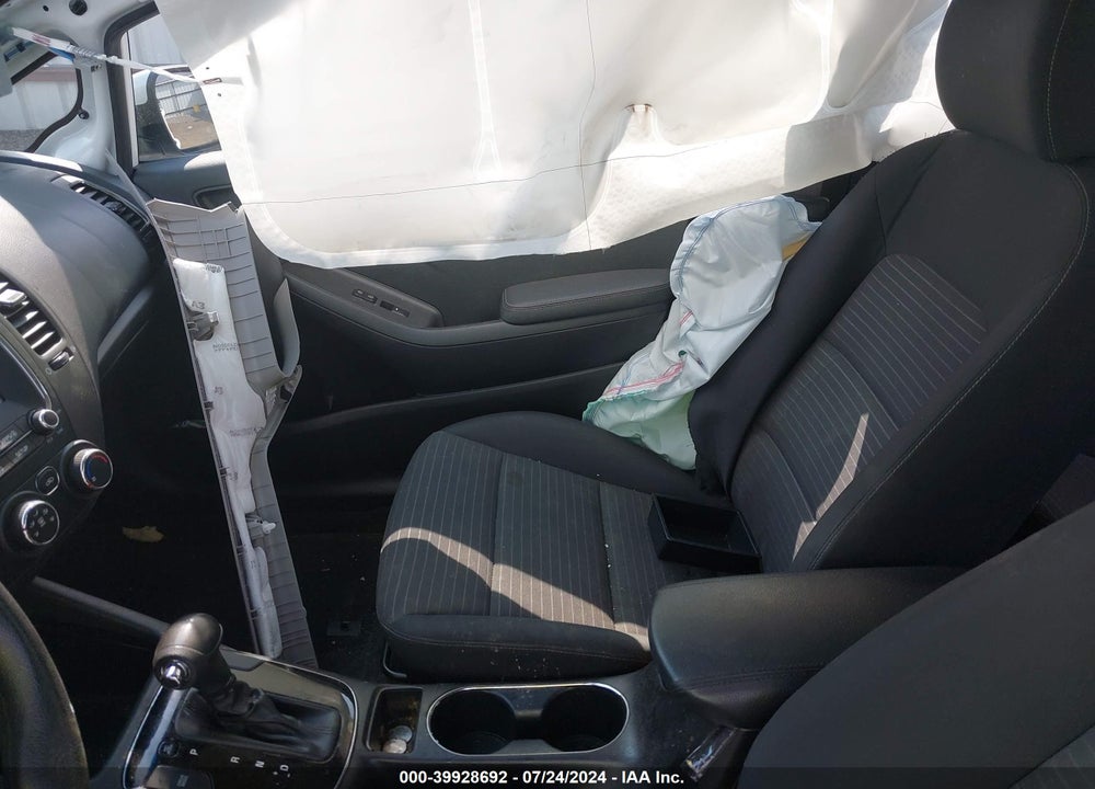2018 KIA FORTE LX VIN: 3KPFL4A75JE257345