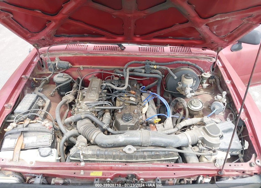 1992 TOYOTA PICKUP 1/2 TON SHORT WHLBASE STB VIN: 4TARN81A0NZ020682