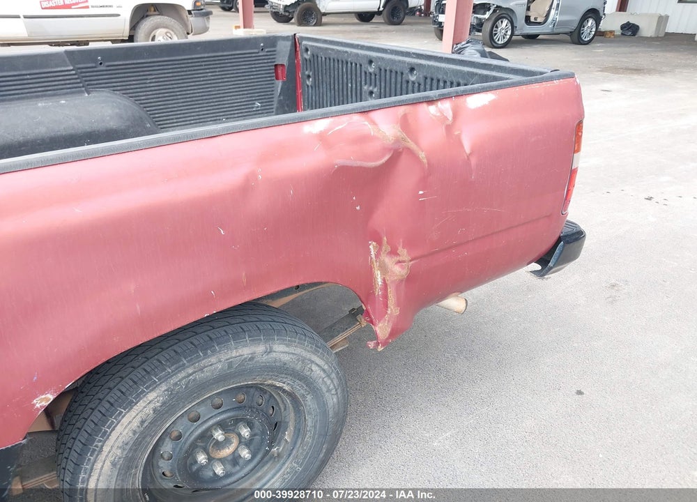 1992 TOYOTA PICKUP 1/2 TON SHORT WHLBASE STB VIN: 4TARN81A0NZ020682