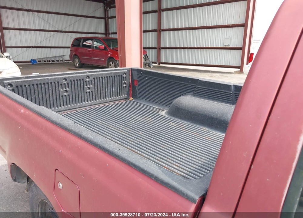 1992 TOYOTA PICKUP 1/2 TON SHORT WHLBASE STB VIN: 4TARN81A0NZ020682