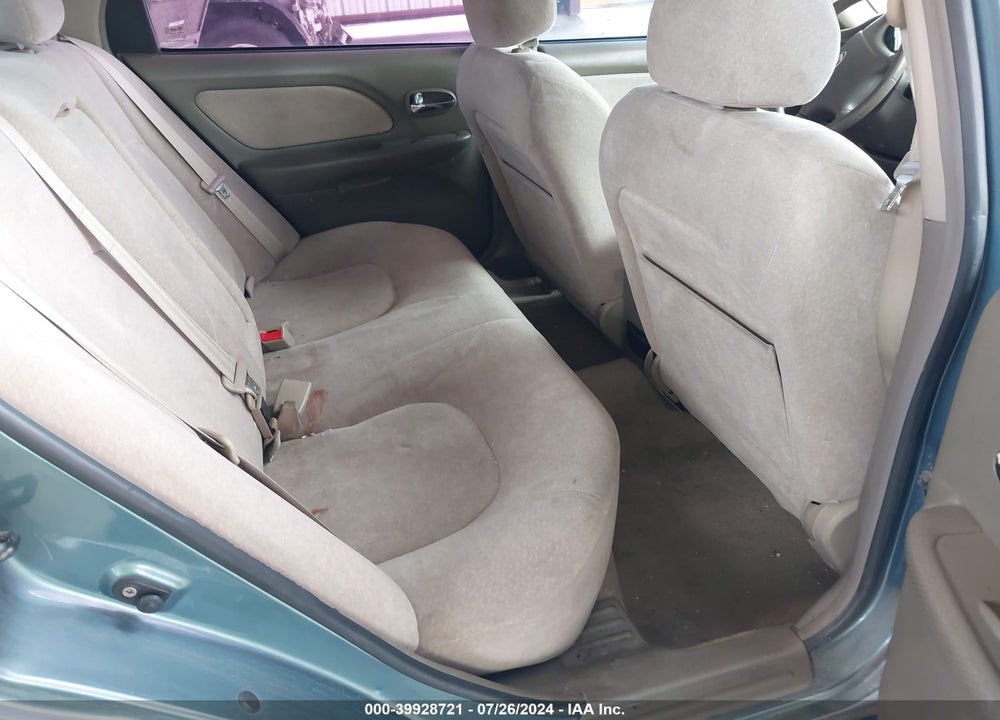 2004 HYUNDAI SONATA VIN: KMHWF25S04A985104