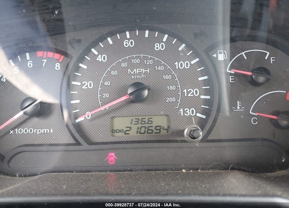 2005 HYUNDAI ACCENT GLS/GT VIN: KMHCG35C15U366963