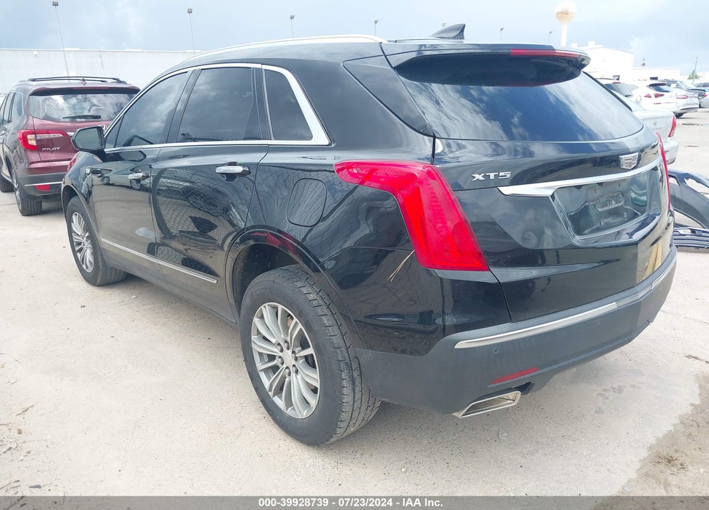 2019 CADILLAC XT5 LUXURY VIN: 1GYKNCRS2KZ136705
