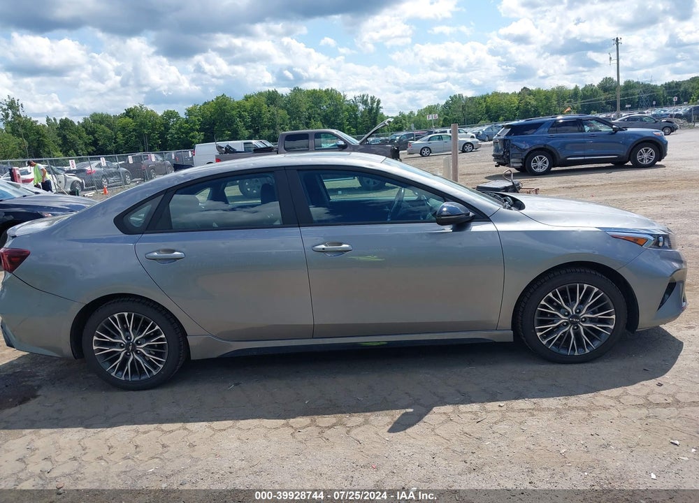 2022 KIA FORTE GT LINE VIN: 3KPF54AD4NE472074