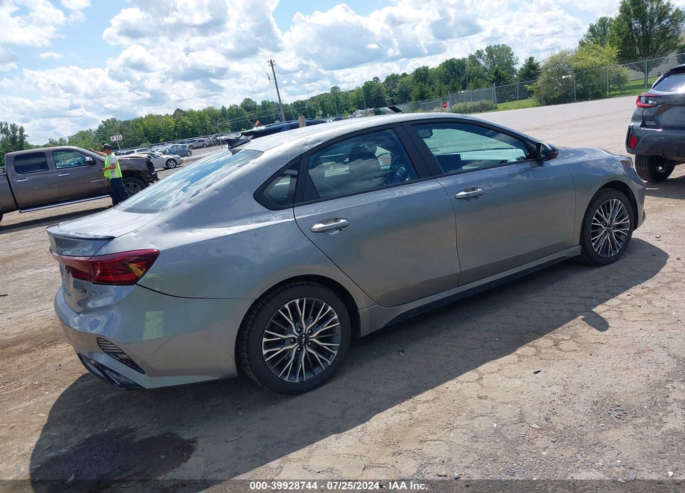 2022 KIA FORTE GT LINE VIN: 3KPF54AD4NE472074