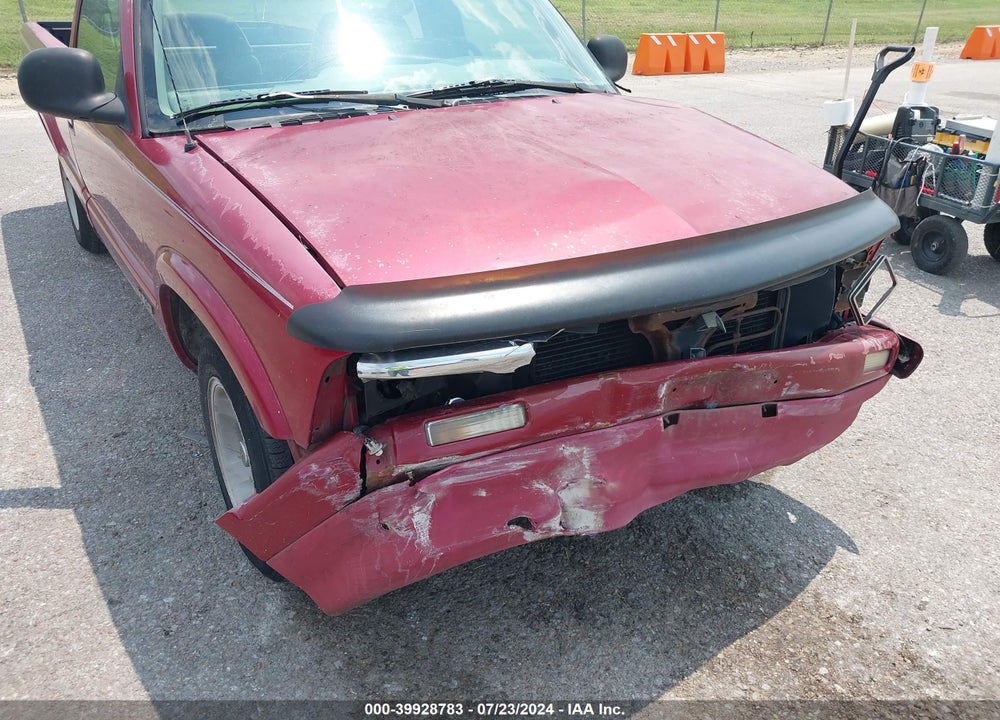 1996 CHEVROLET S TRUCK S10 VIN: 1GCCS1441TK235056