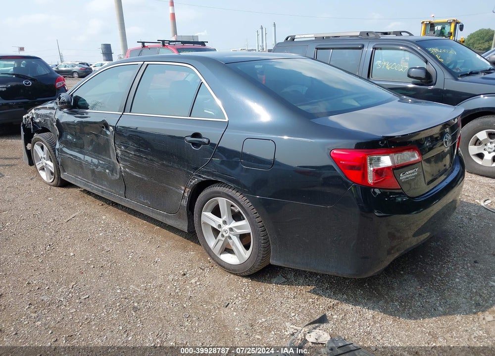 2012 TOYOTA CAMRY SE VIN: 4T1BF1FK3CU098651
