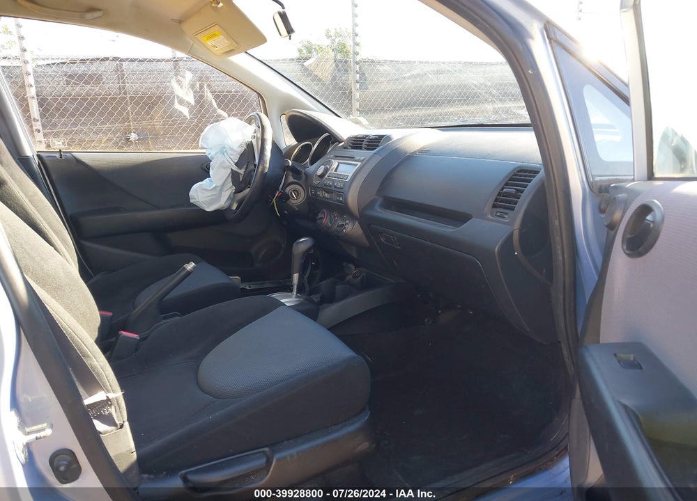 2008 HONDA FIT SPORT VIN: JHMGD38678S032858