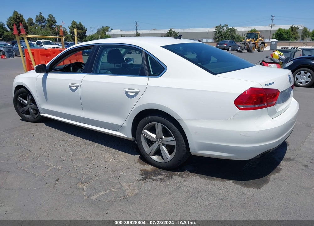 2015 VOLKSWAGEN PASSAT 1.8T LIMITED EDITION VIN: 1VWAT7A38FC088586