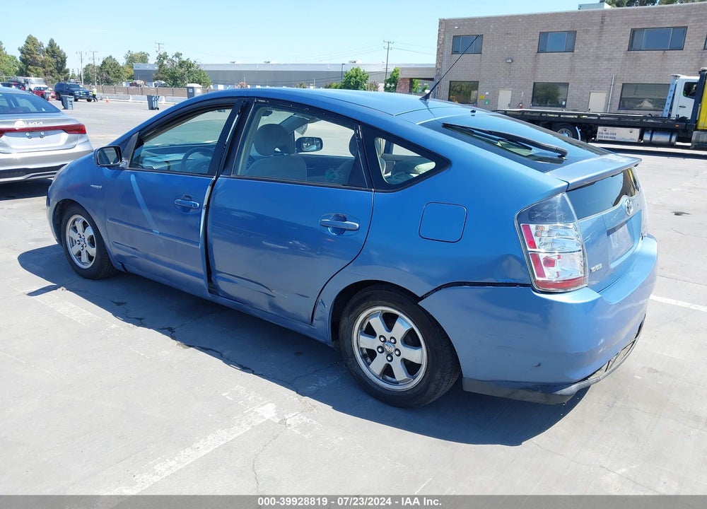 2004 TOYOTA PRIUS VIN: JTDKB20U240088881