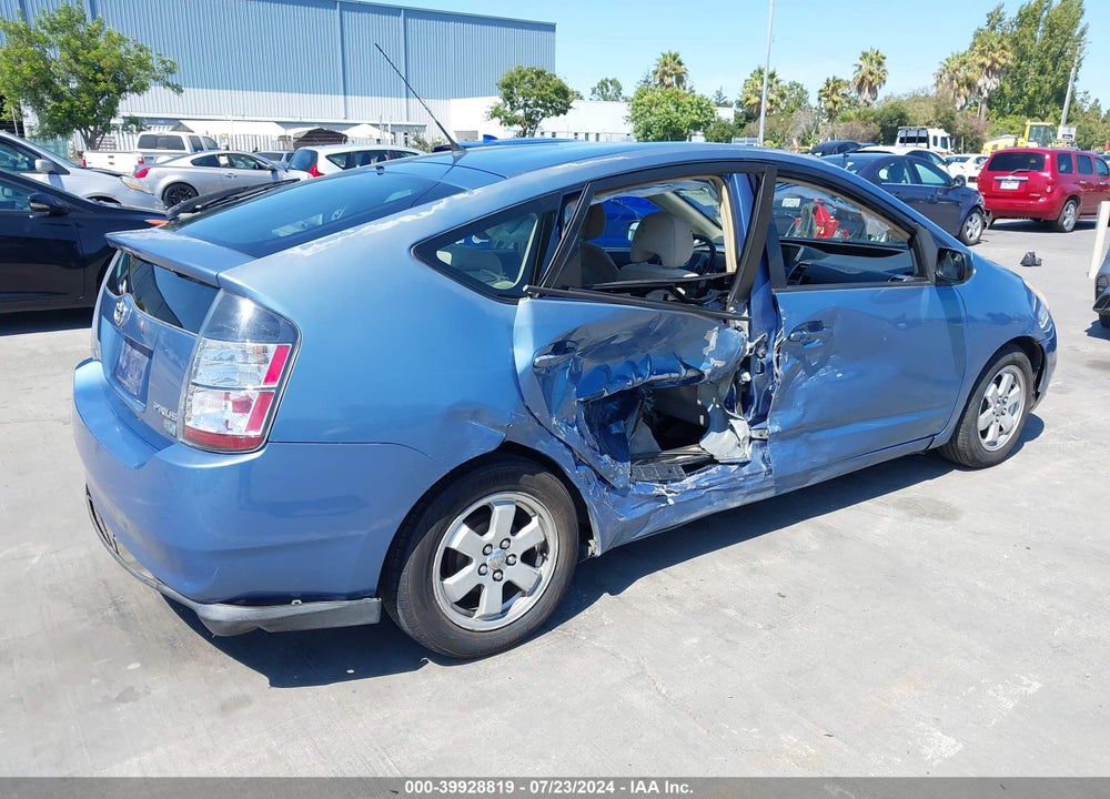 2004 TOYOTA PRIUS VIN: JTDKB20U240088881