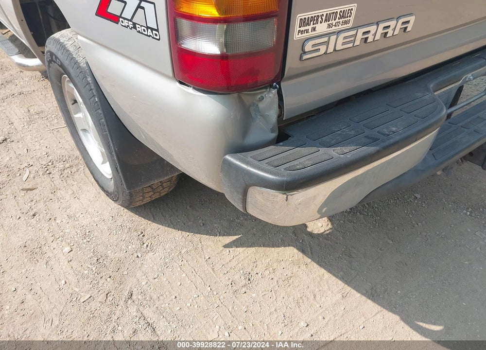 2004 GMC SIERRA 1500 SLE VIN: 2GTEK13TX41377859