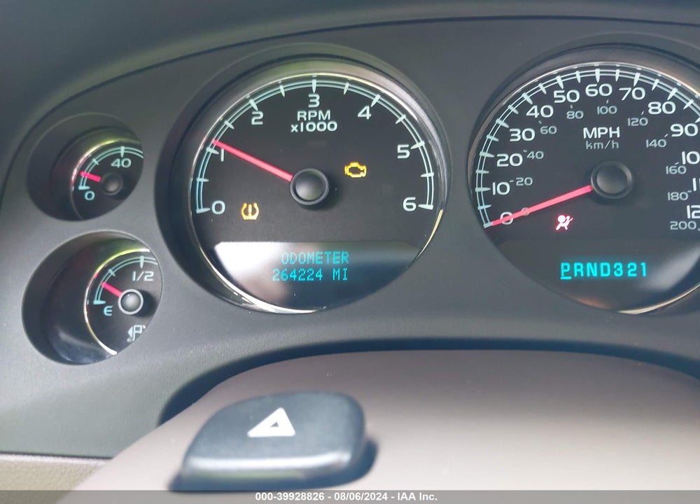 2008 GMC YUKON XL 1500 SLT VIN: 1GKFC16098R268846