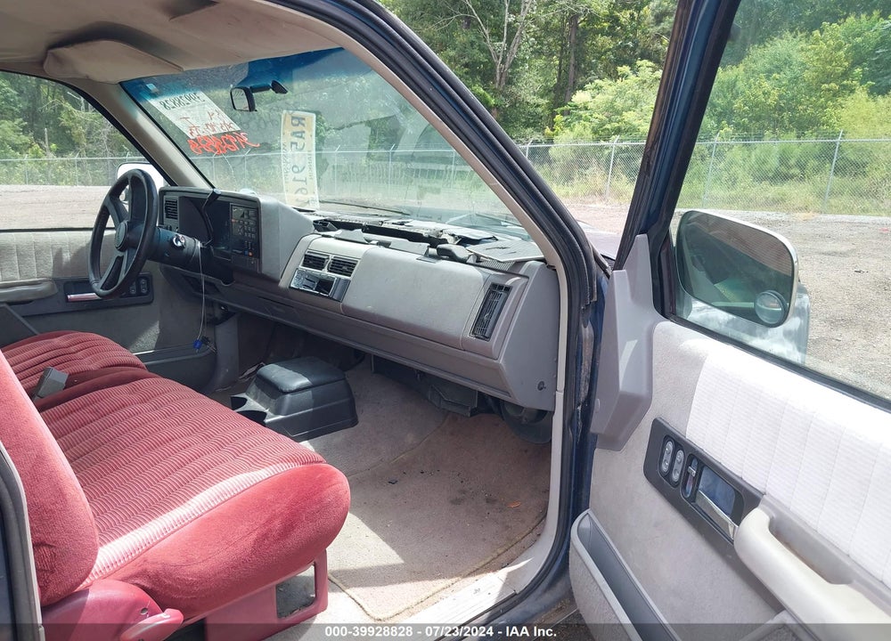 1993 GMC SIERRA C1500 VIN: 2GTEC19K5P1562479
