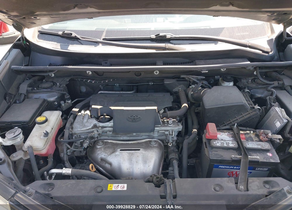 2018 TOYOTA RAV4 XLE VIN: 2T3WFREV4JW514190
