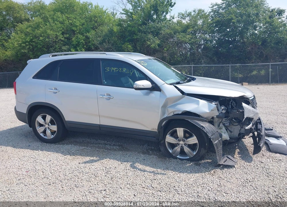 2013 KIA SORENTO EX V6 VIN: 5XYKUDA22DG411310