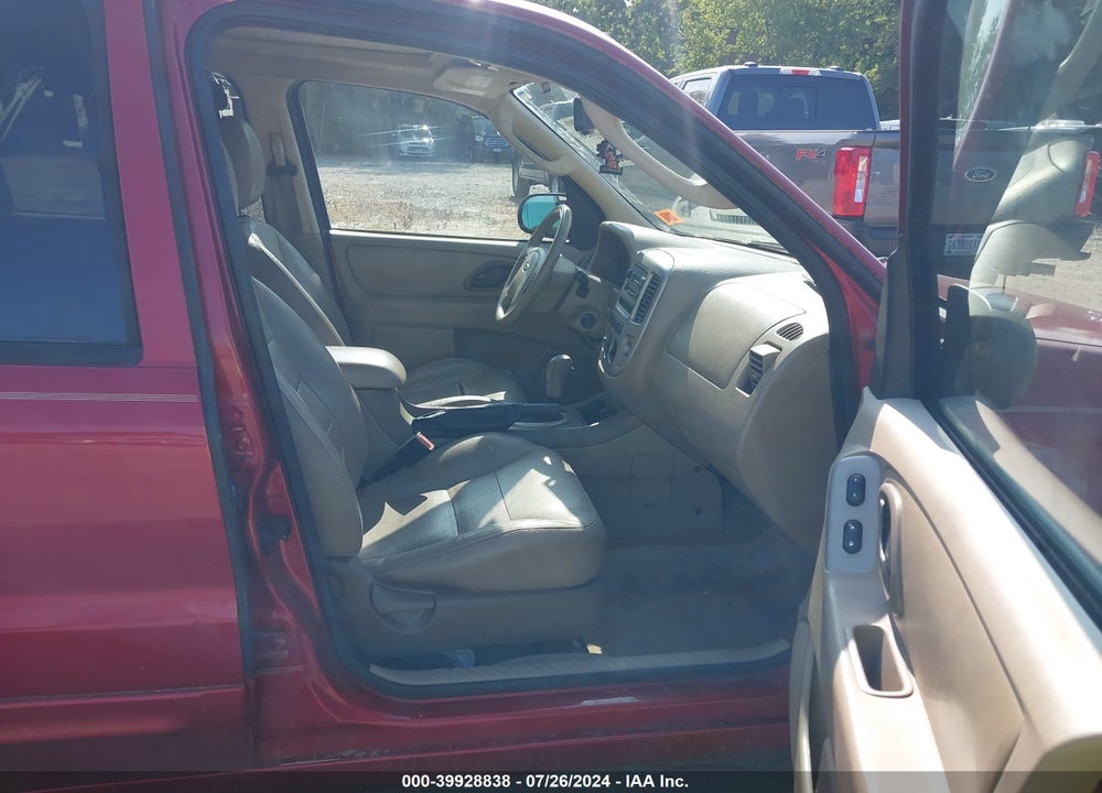2006 FORD ESCAPE LIMITED VIN: 1FMYU94106KC71681