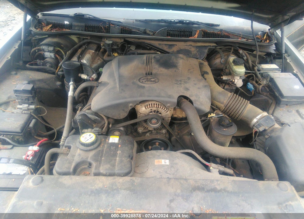 2002 FORD CROWN VICTORIA STANDARD VIN: 2FAFP73W52X147536