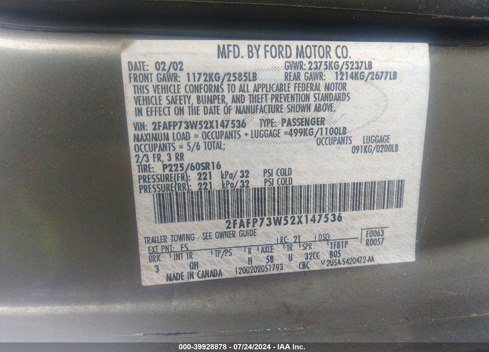 2002 FORD CROWN VICTORIA STANDARD VIN: 2FAFP73W52X147536
