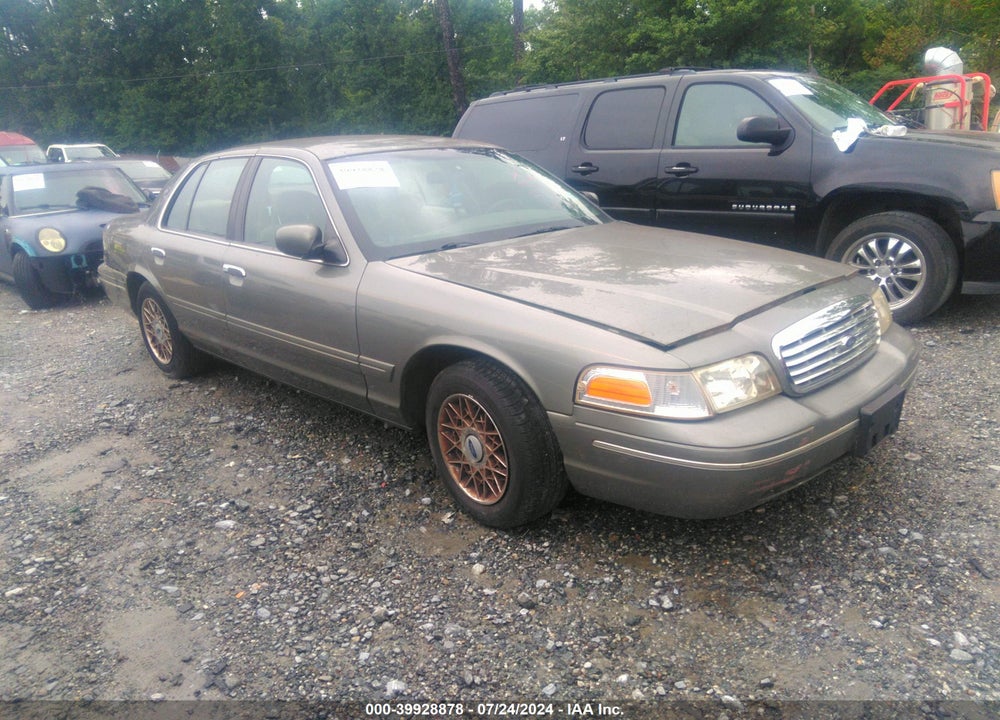 2002 FORD CROWN VICTORIA STANDARD VIN: 2FAFP73W52X147536