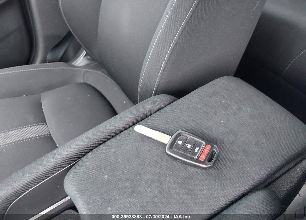 2019 HONDA CIVIC LX VIN: 2HGFC2F69KH552833